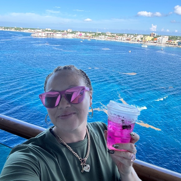 ☆Sale☆ 4/$20 - Picture 1 of 1